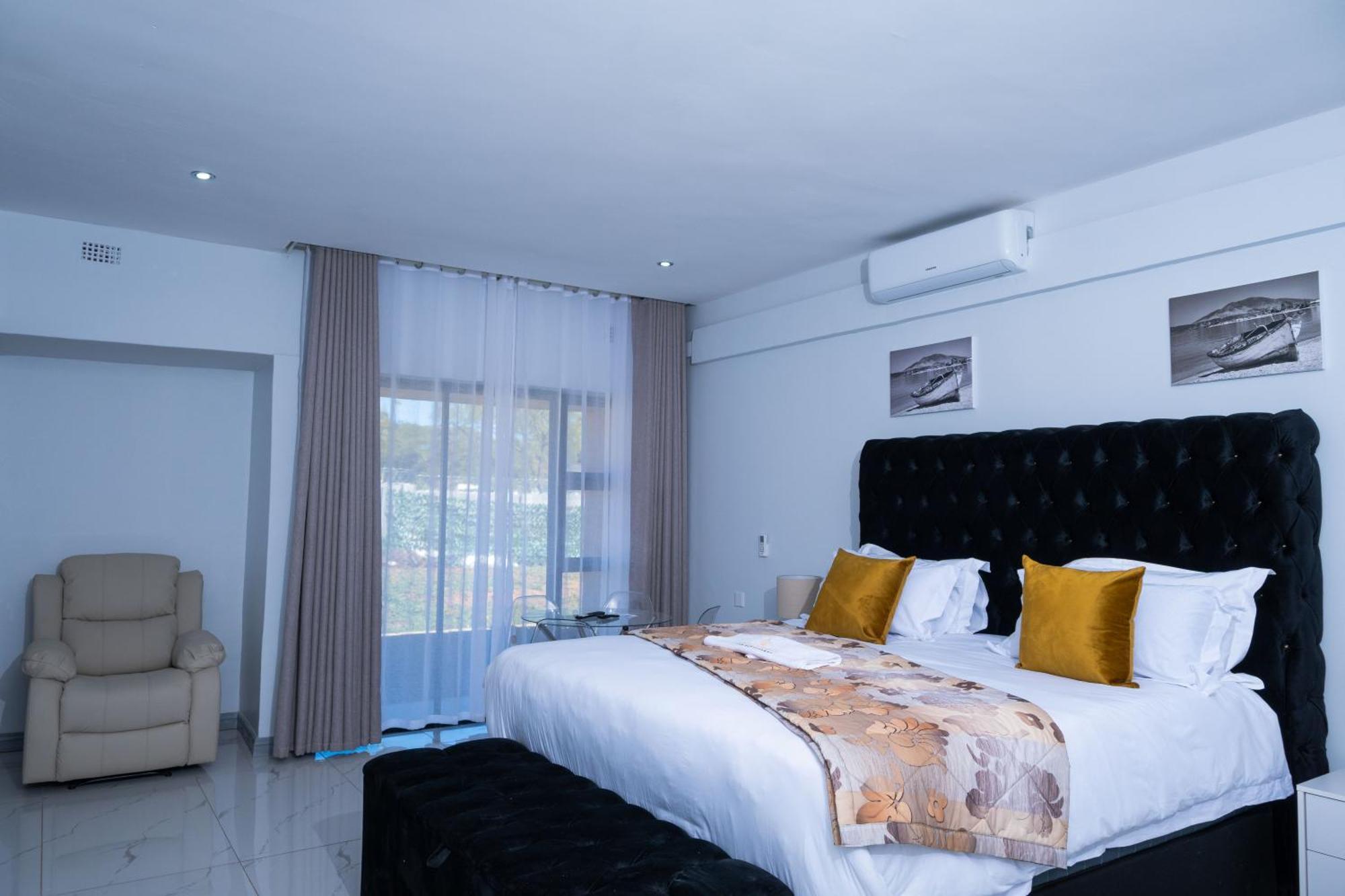 De Lux Villa Bulawayo Bagian luar foto